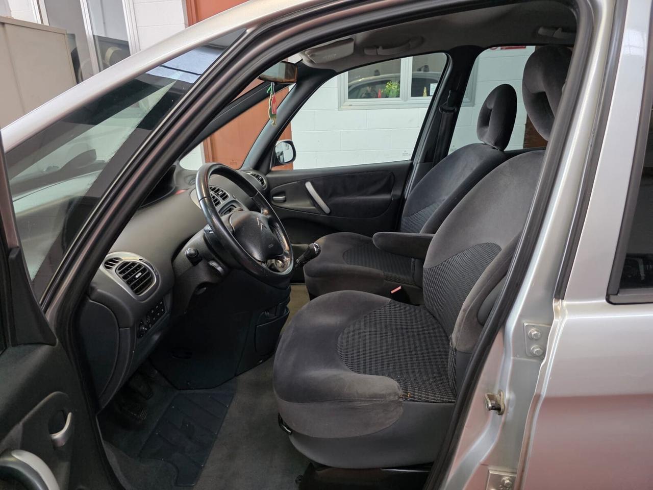 Citroen Xsara Picasso 1.6 16V Elegance