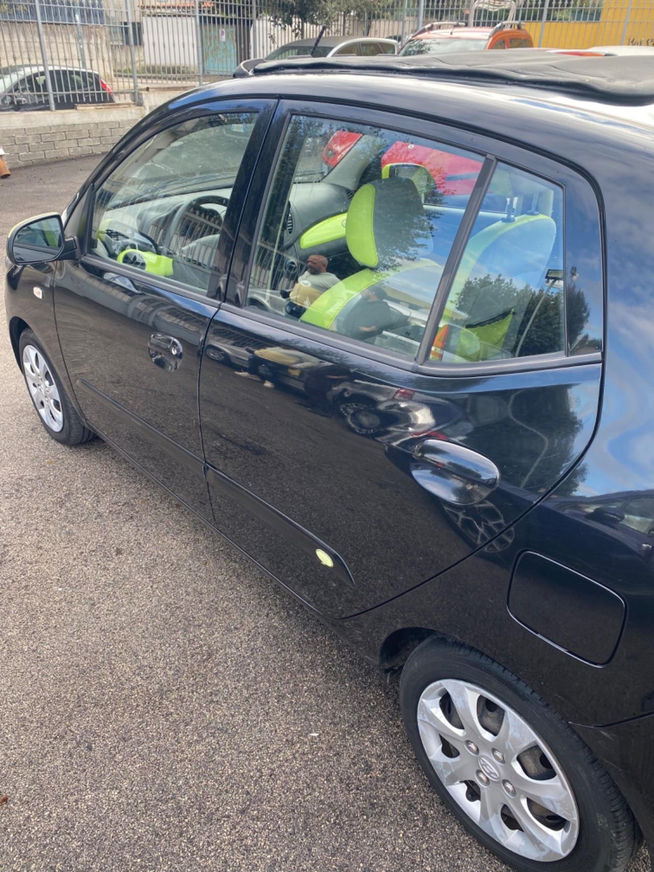 Hyundai i10 1.1 2011 Limited Edition TAGLIANDATA