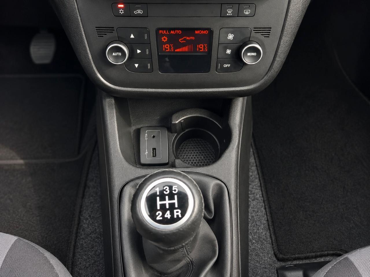 Fiat Punto 1.3 MJT II S&S 95 CV 5 porte Street