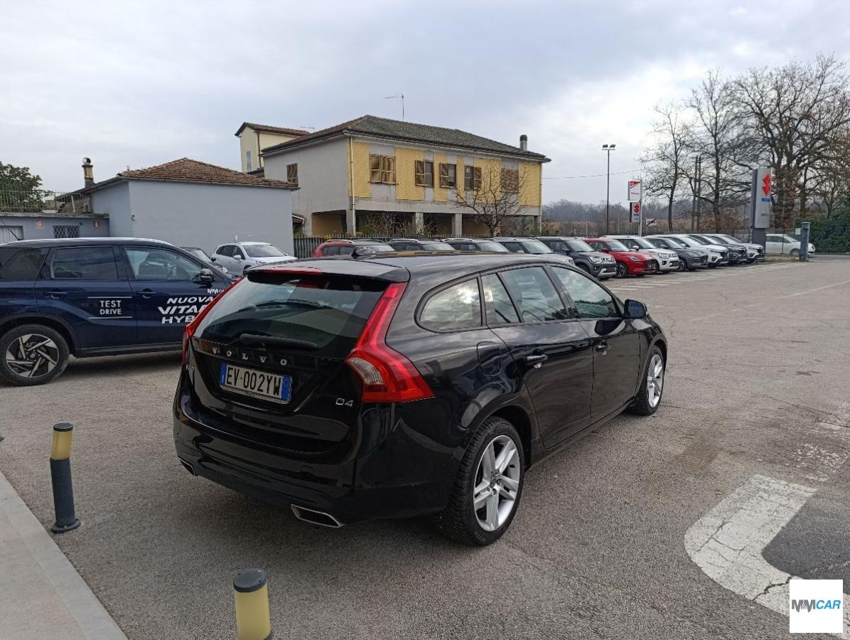 VOLVO - V60 - D4 Business