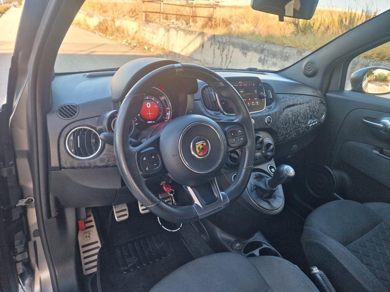 Abarth 595 1.4 Turbo T-Jet 165 CV Pista