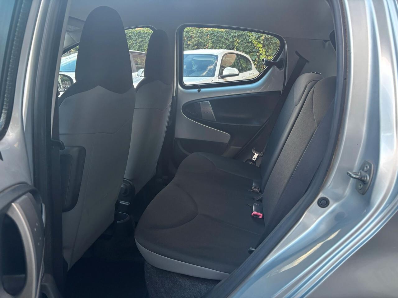 Toyota Aygo 1.0 12V VVT-i 5 porte Active Connect