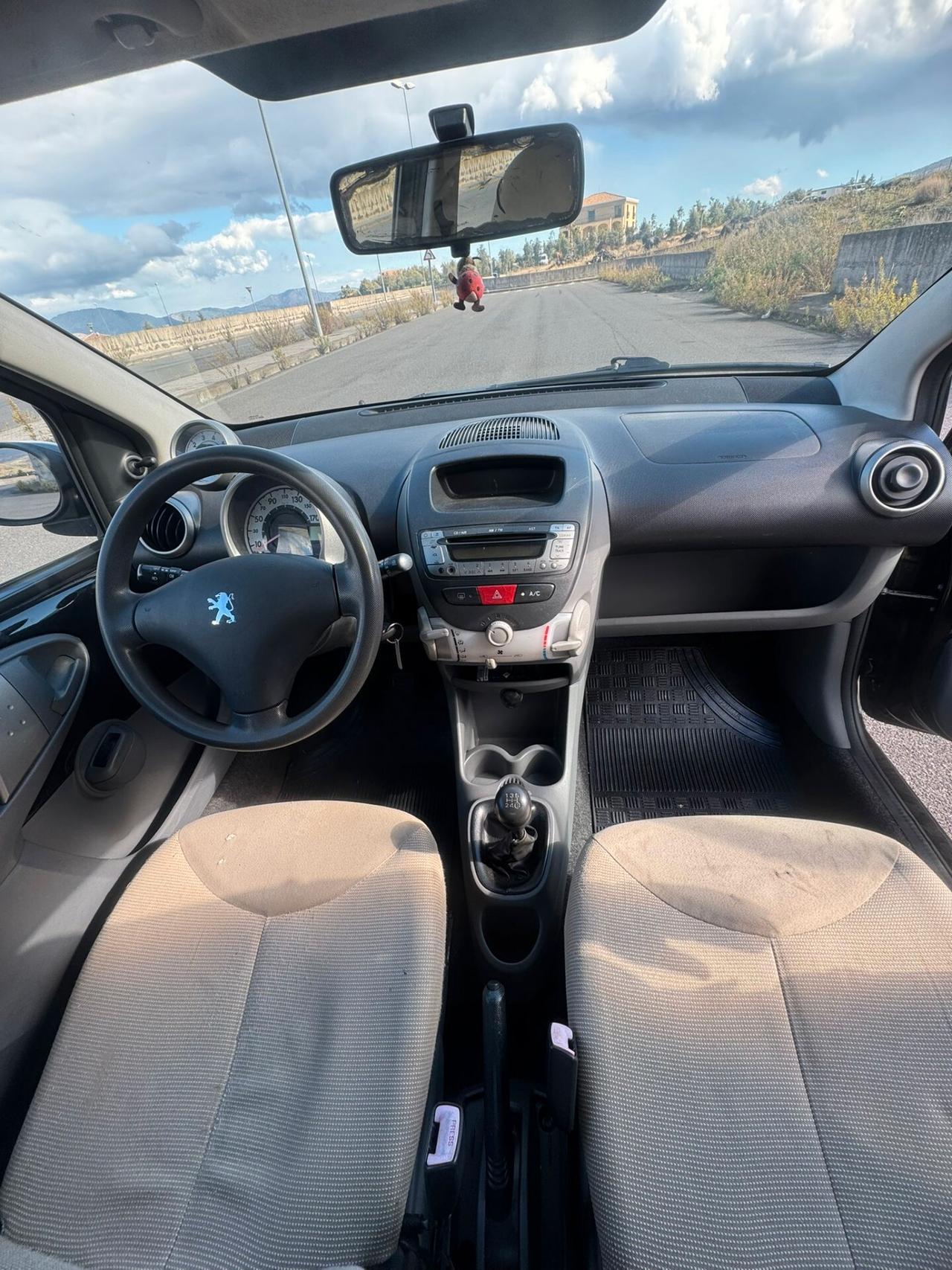 Peugeot 107 1.4 HDi 3p. Sweet Years