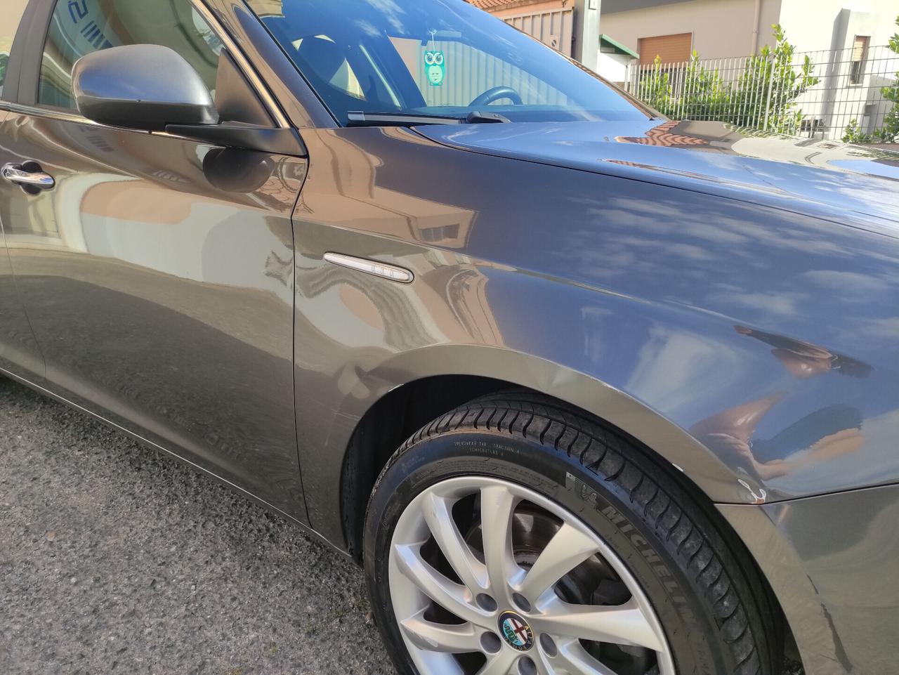 Alfa Romeo Giulietta 2.0 JTDm-2 150 CV Distinctive