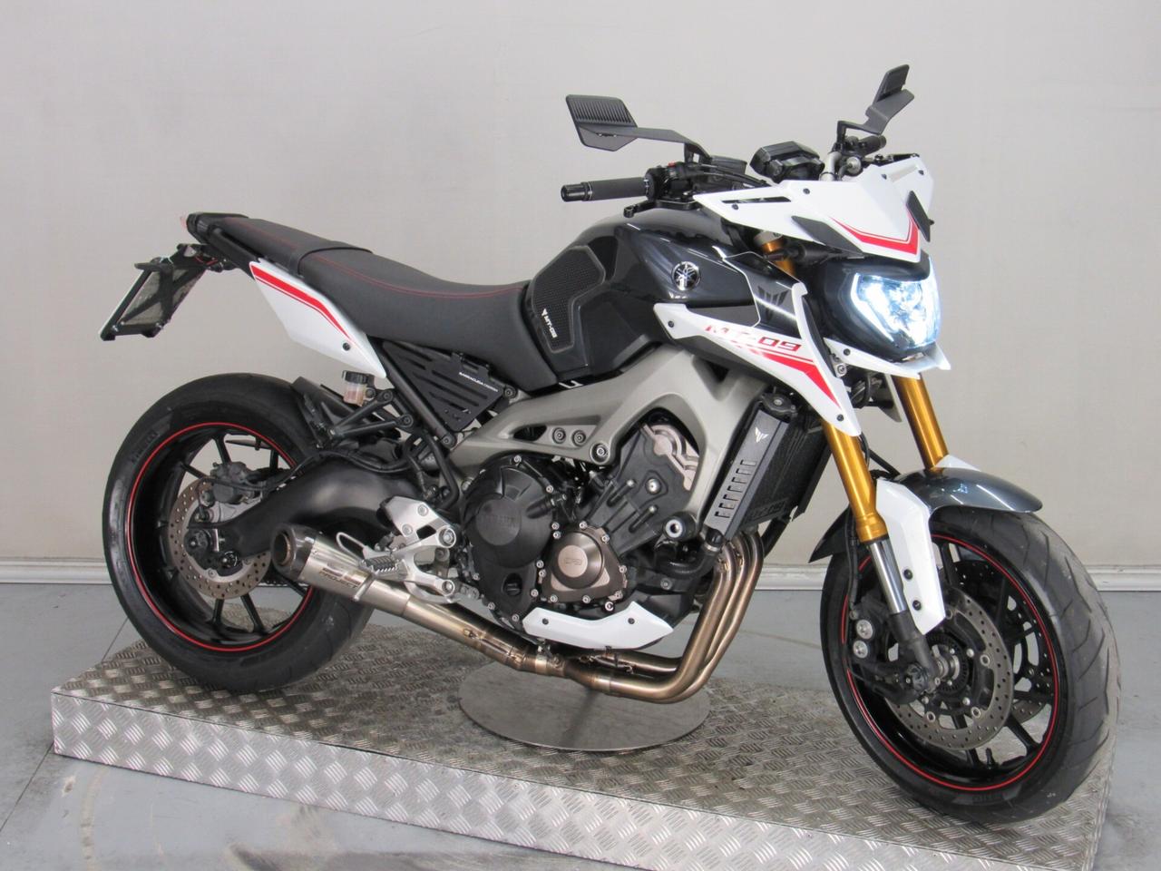 Yamaha MT-09 Street Rally SCARICO SC PROJECT