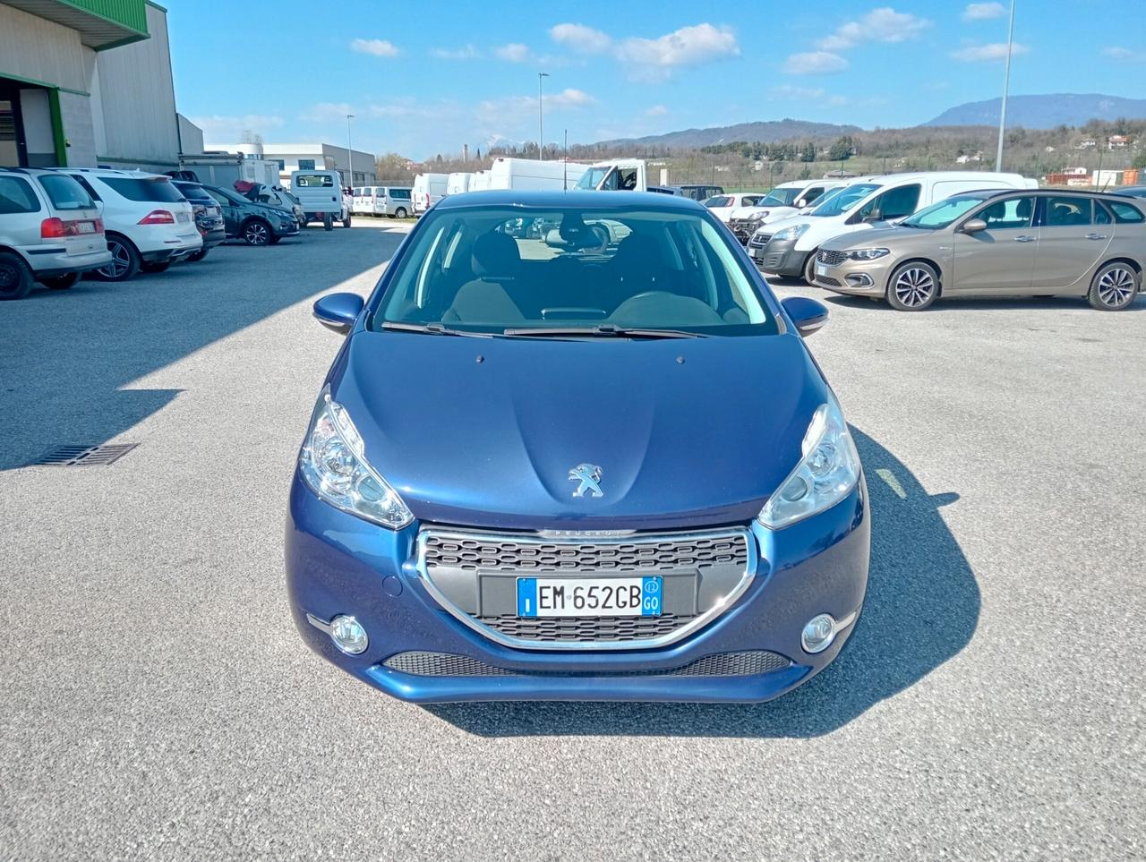 Peugeot 208 1.2VTi 82CV 5p. Allure UNIPROPRIETARIO