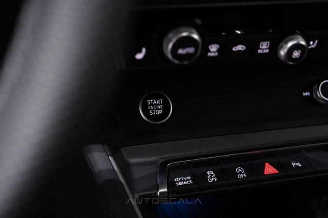 AUDI Q3 SPB 35 TDI 150CV Black Line S Tronic S Line