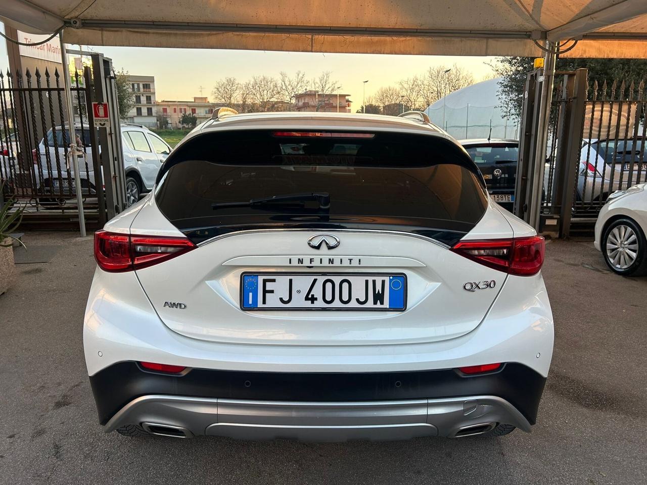 Infiniti QX30 2.2 diesel DCT AWD Premium Tech