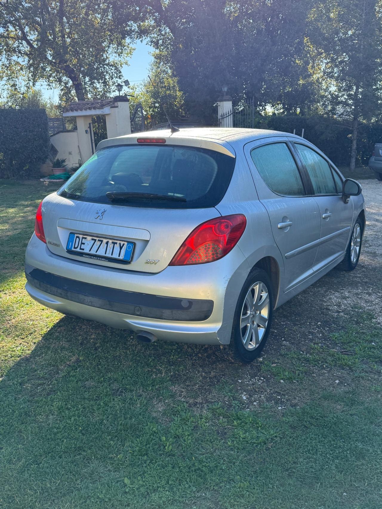 Peugeot 207 1.6 HDi 90CV 5p. Energie
