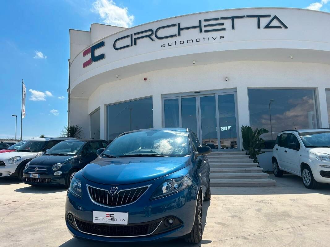 Lancia Ypsilon III 1.0 firefly hybrid Platino s&s 70cv
