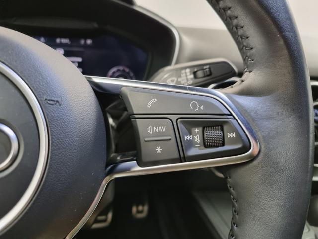 AUDI TT Coupé 40 TFSI S tronic