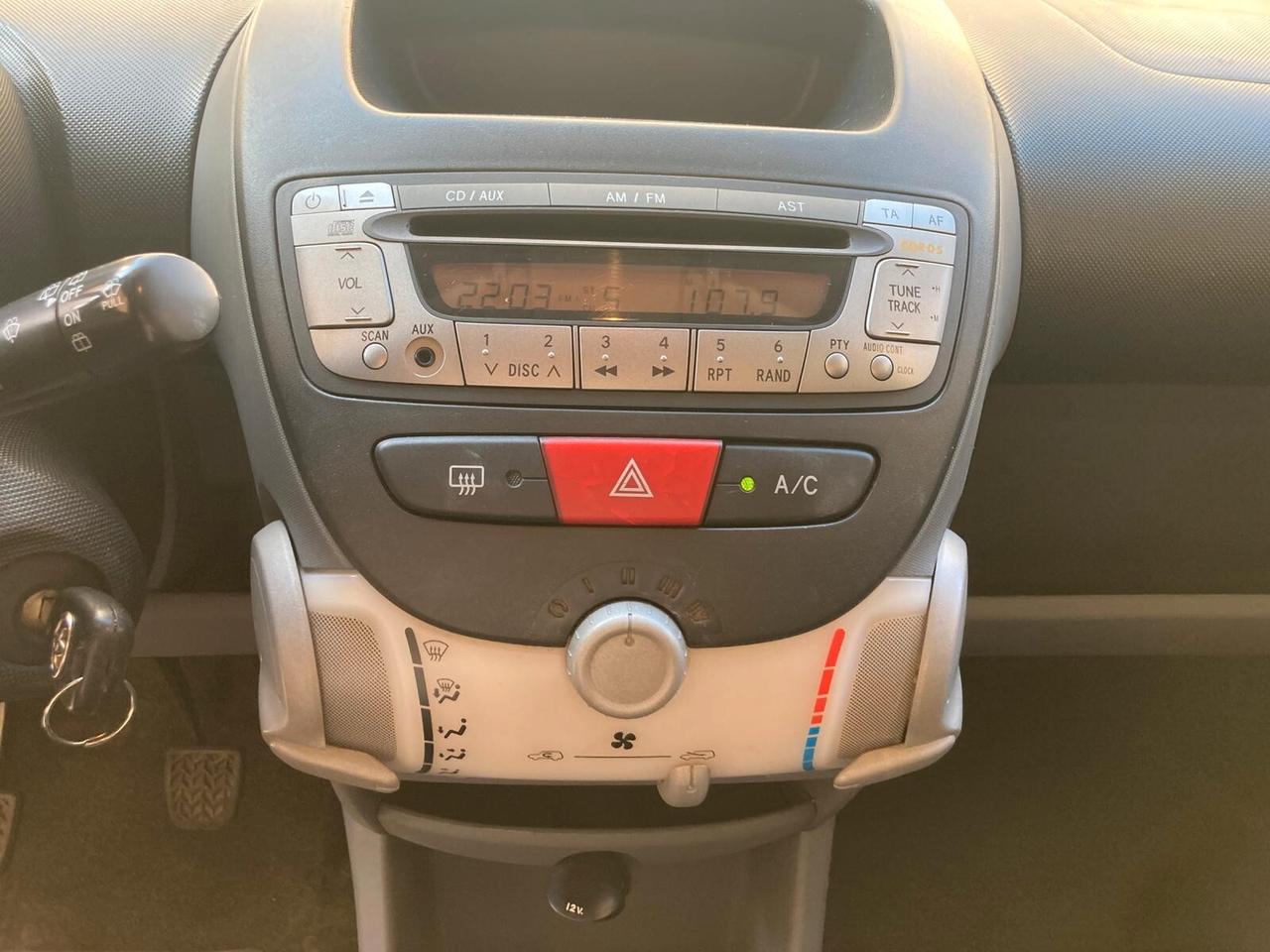 Toyota Aygo 1.0 - IDEALE X NEOPATENTATI - 2006