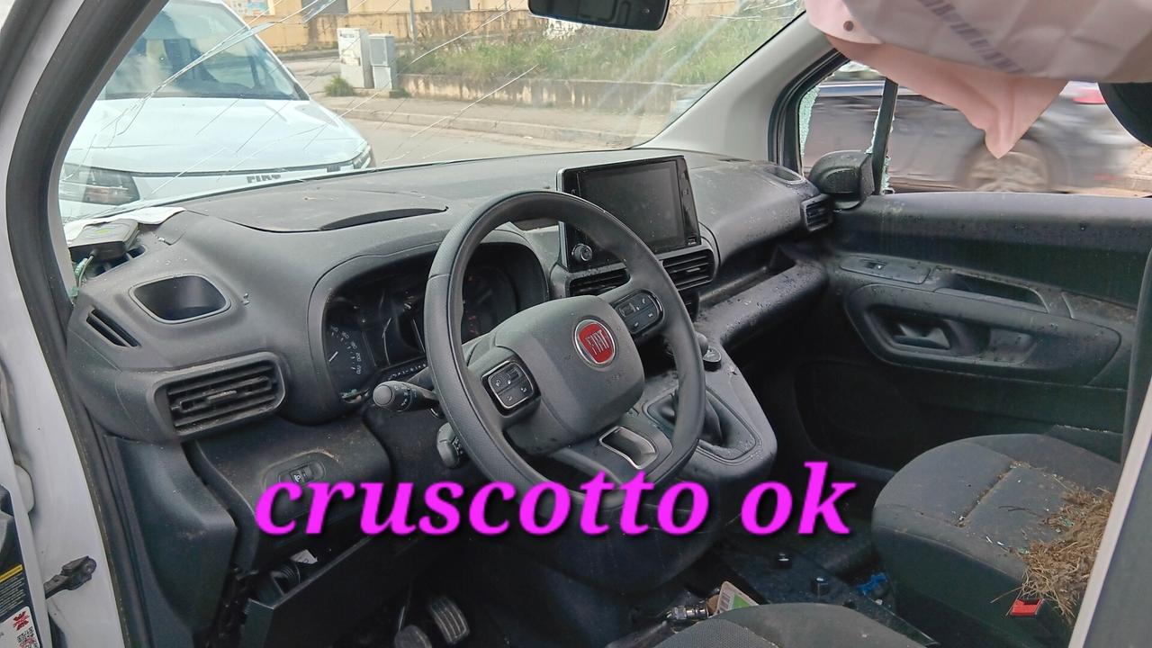 Fiat Doblo 4x4 incidentata sinistrata mondialcars 024