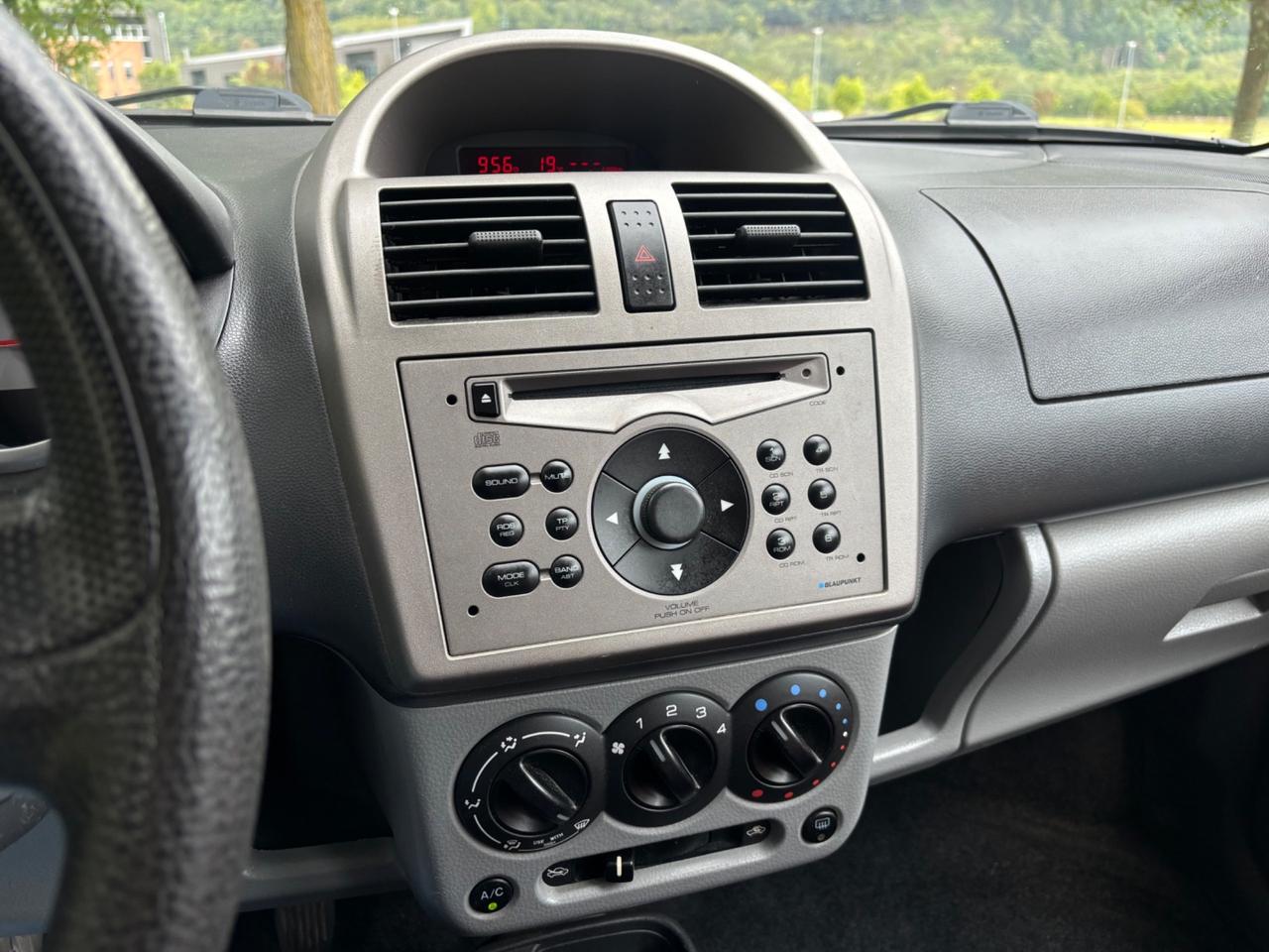 Suzuki Ignis 1.5 16V 4WD