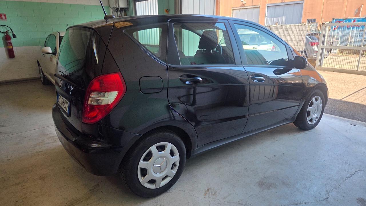 Mercedes-benz A 160 BlueEFFICIENCY Elegance UNICO PROPRIETARIO