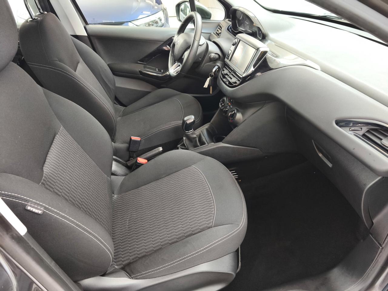 Peugeot 208 PureTech 82 5p. GPL Active
