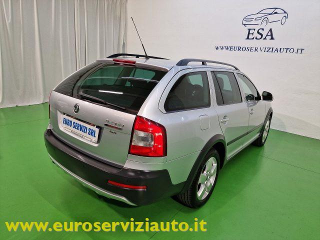 SKODA Octavia 1.8 TFSI 4x4 Wagon Scout