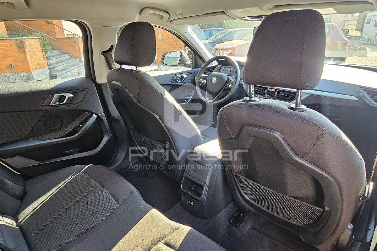 BMW 118i 5p. Business Advantage