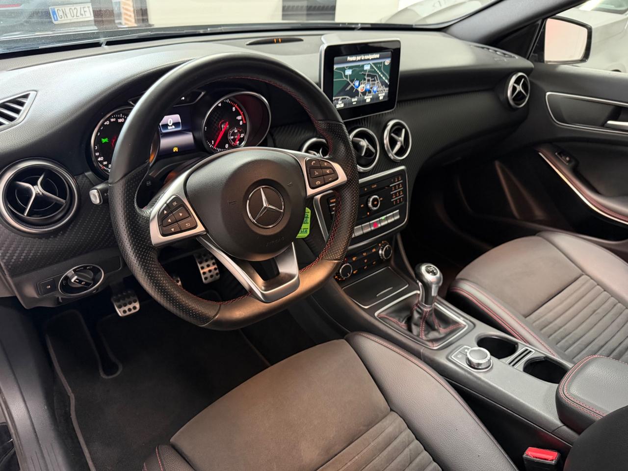 Mercedes-benz A 180 d PREMIUM AMG TETTO