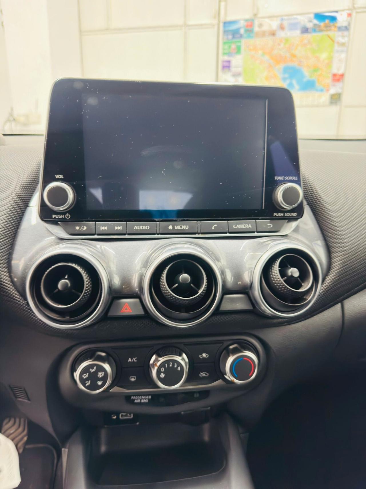 Nissan Juke 1.0 DIG-T 114 CV Tekna