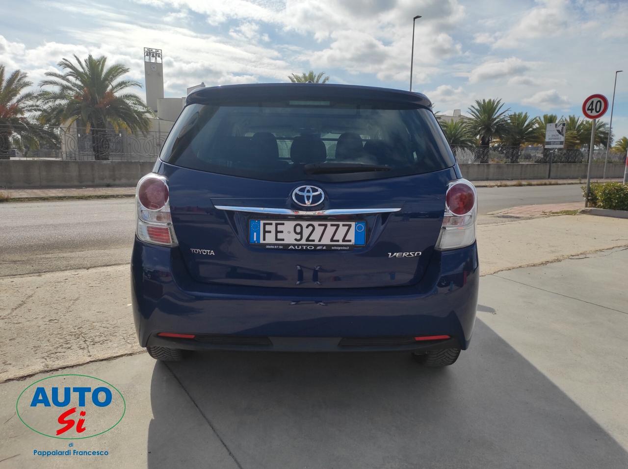 Toyota Verso 1.6 D-4D - 110cv 5 POSTI AUTOCARRO