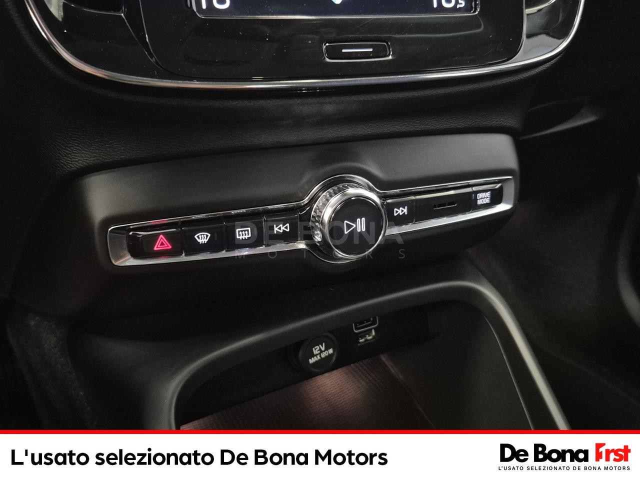 Volvo XC40 1.5 t4 phev inscription expression auto my21