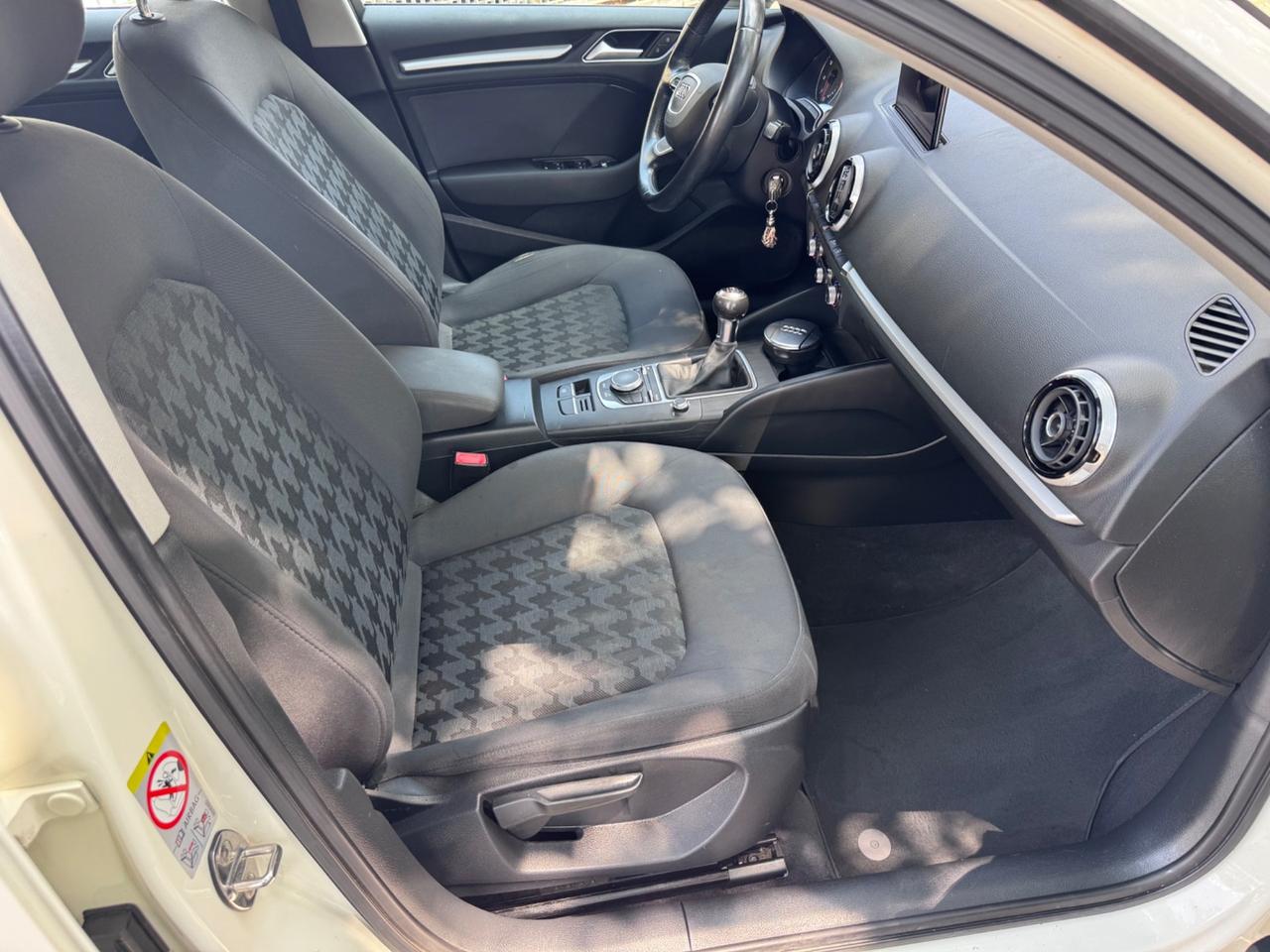 Audi A3 1.2 TFSI 110 CV neopaten garanzia 12 mesi