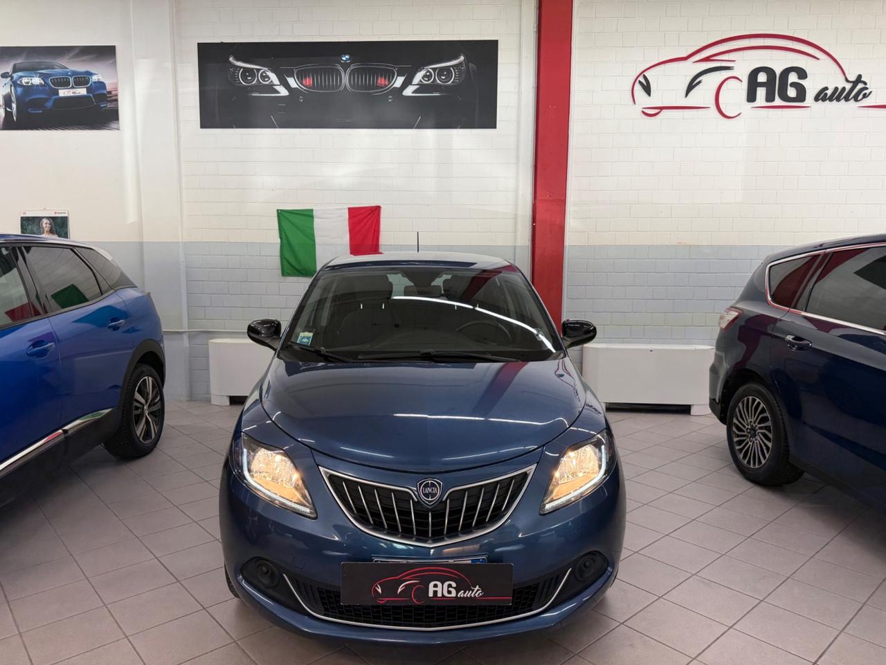 Lancia Ypsilon 1.0 FireFly 5 porte S&S Hybrid Silver Plus