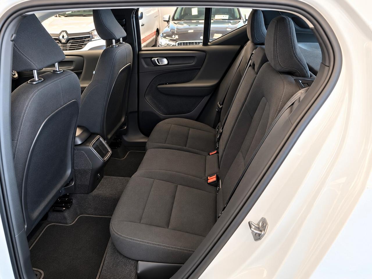 Volvo XC40 1.5 T2 Geartronic Momentum Core Neopatentati 10/2021