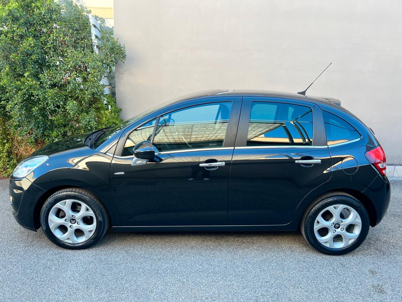 Citroen C3 1.4 75cv Exclusive OK NEOPAT. PDC/CLIMA PERFETTA!