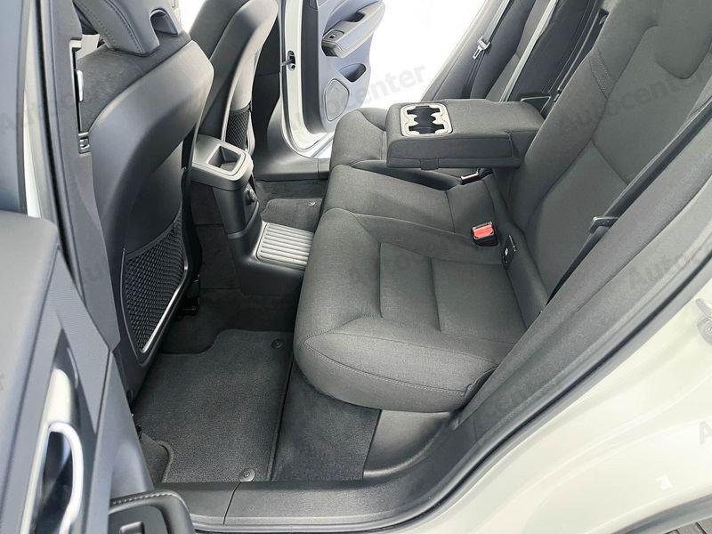 Volvo XC60 XC60 2.0 t6 recharge phev Inscription Expression awd auto