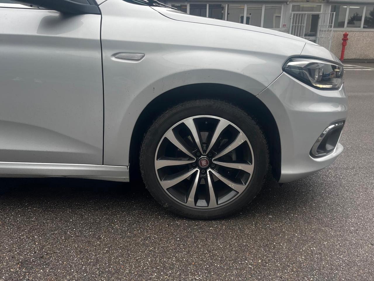 Fiat Tipo 1.3 Mjt S&S SW Lounge