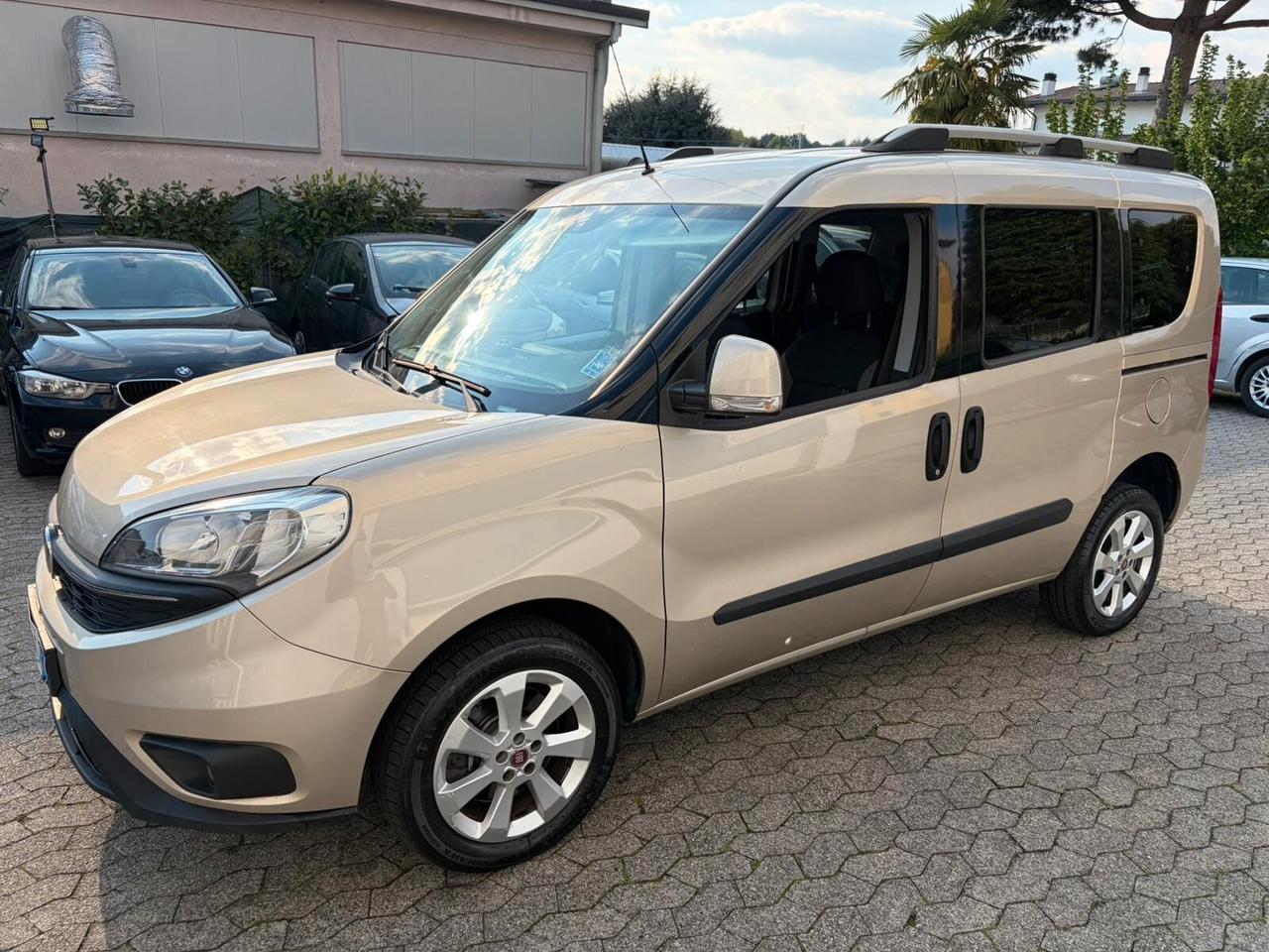 Fiat Doblo Doblò 1.4 T-Jet 16V Natural Power Lounge