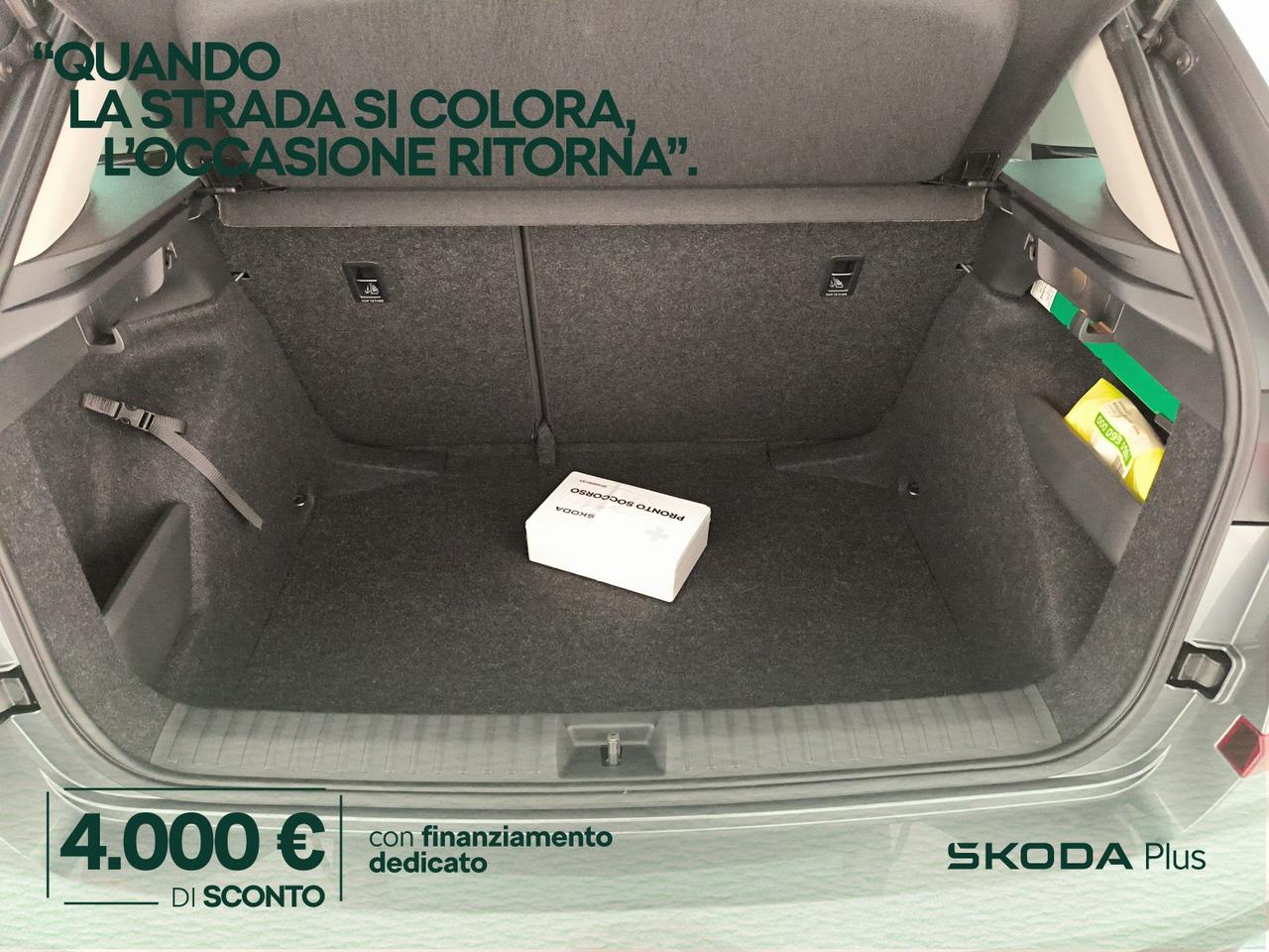 Skoda Kamiq 1.0 tsi black dots 95cv