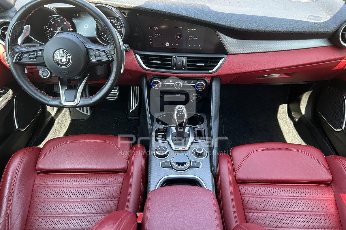 ALFA ROMEO Giulia 2.2 Turbodiesel 210 CV AT8 AWD Q4 Veloce
