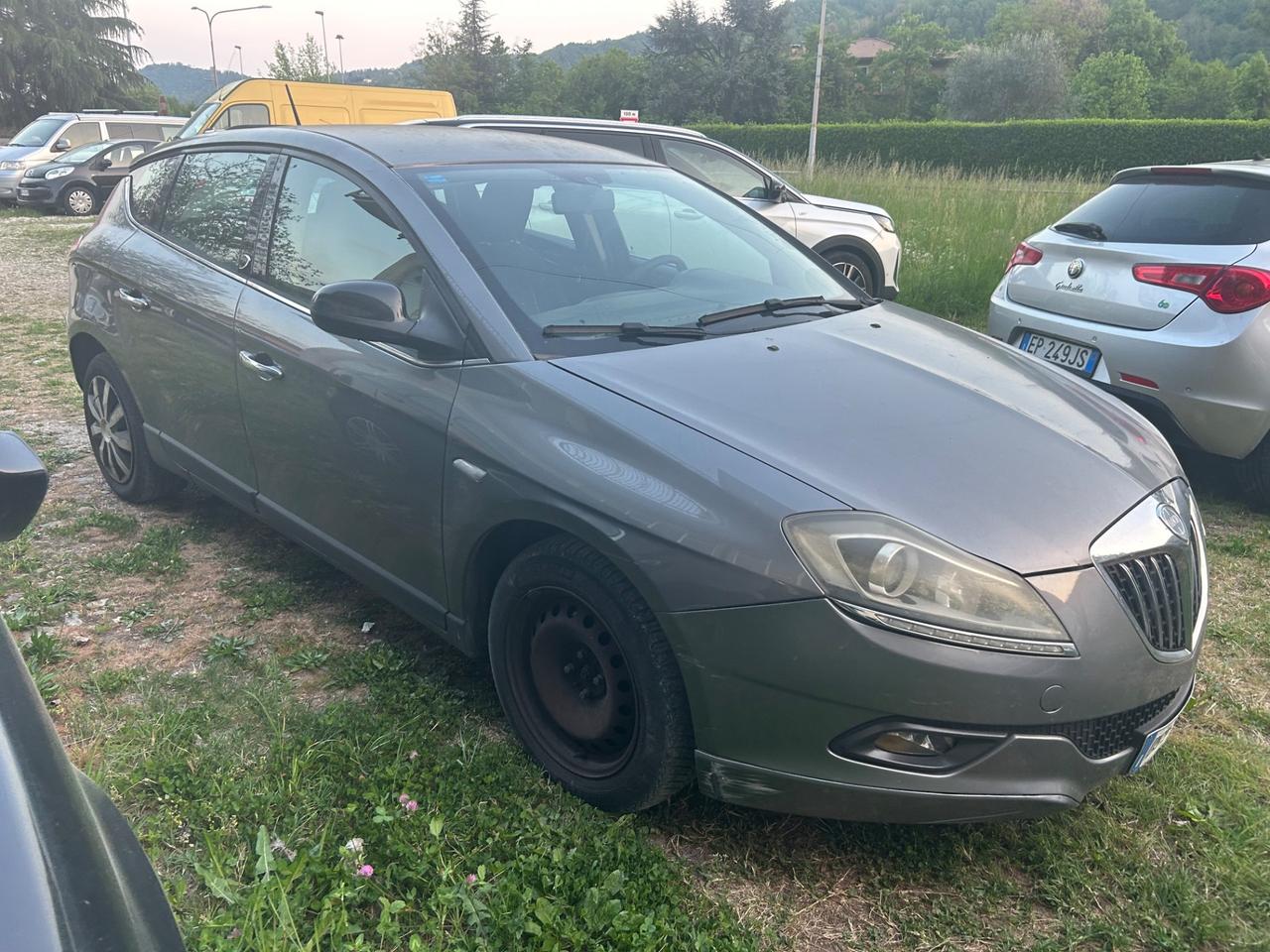 Lancia Delta 1.6 MJT DPF Selectronic Argento