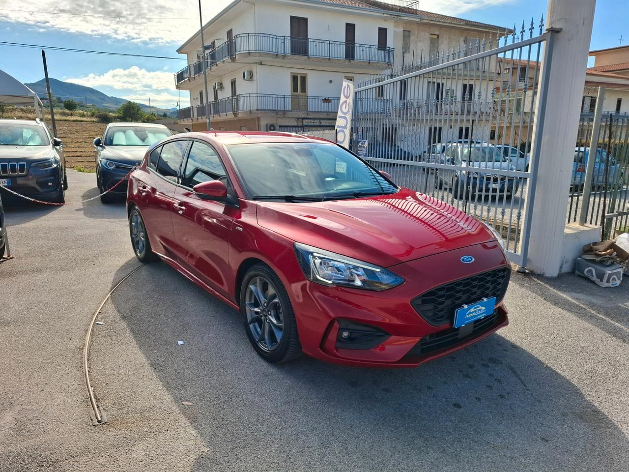 Ford focus 1.0 hybrid 125cv cv St-line 2021