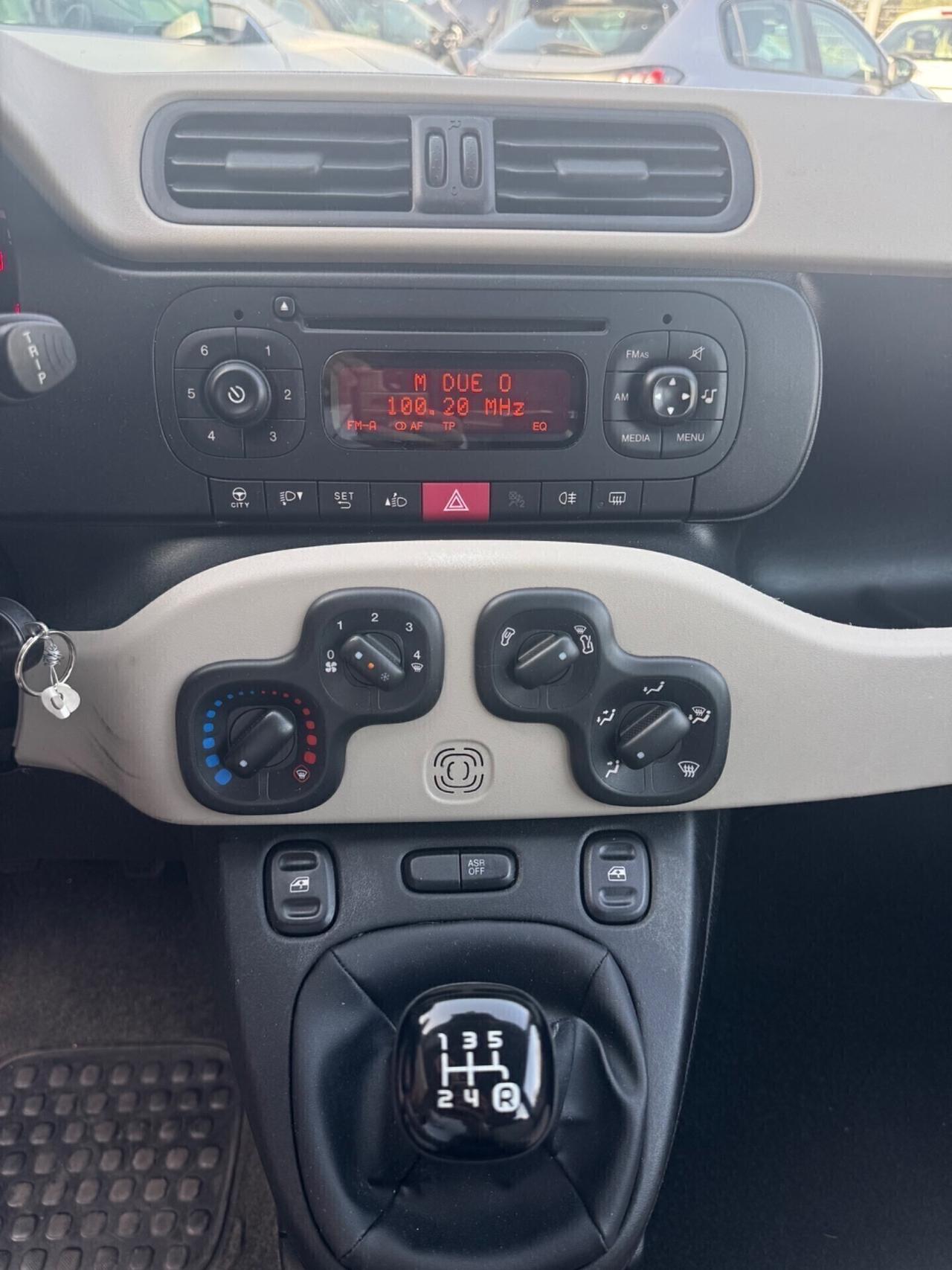 Fiat Panda 1.2 Easy clima stereo 5 posti