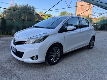 Toyota Yaris 1.4 D-4D 5 porte Lounge OK NEOPATENTATI