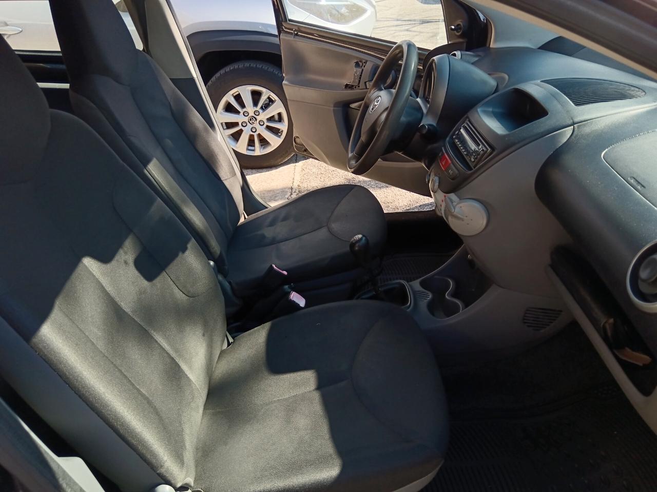 Toyota Aygo 1.0 12V VVT-i 5 PORTE 68CV