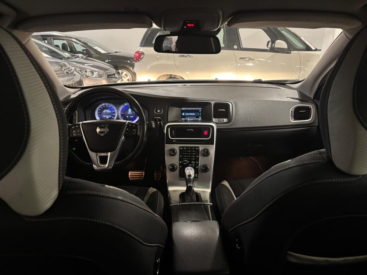 Volvo V60 D2 1.6 AUTOMATIC Summum GANCIO TRAINO