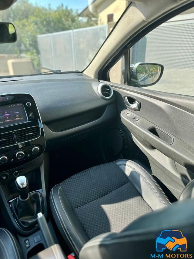 RENAULT Clio neo patentati + garanzia 12 mesi