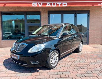 Lancia Ypsilon 1.2 Oro Plus