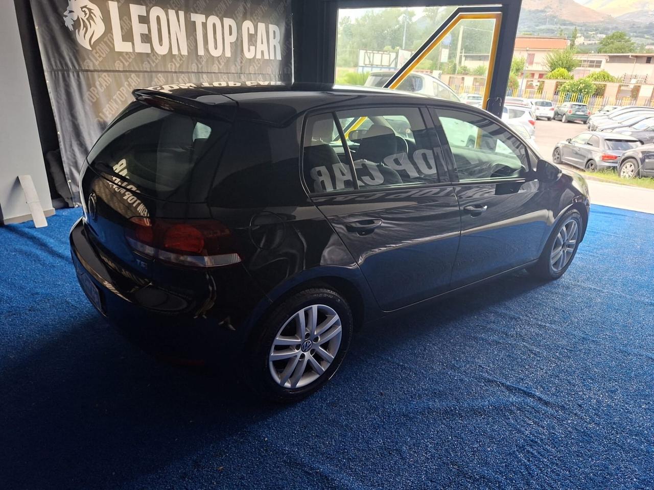 Volkswagen Golf 1.4 benzina garantita 12 mesi