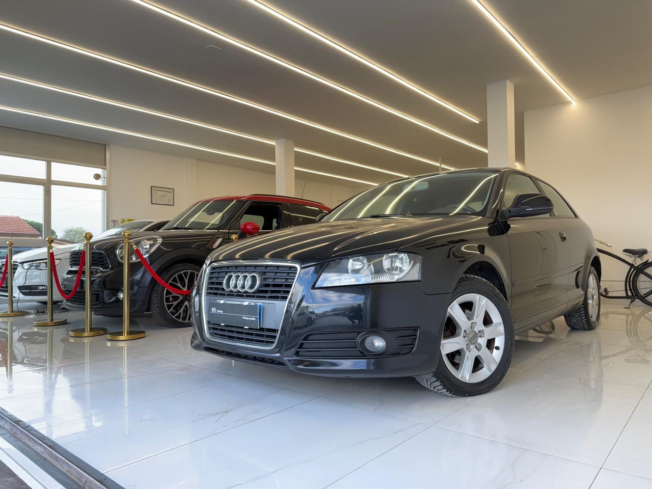 Audi A3 1.6 tdi Ambiente 90cv okneopatentati