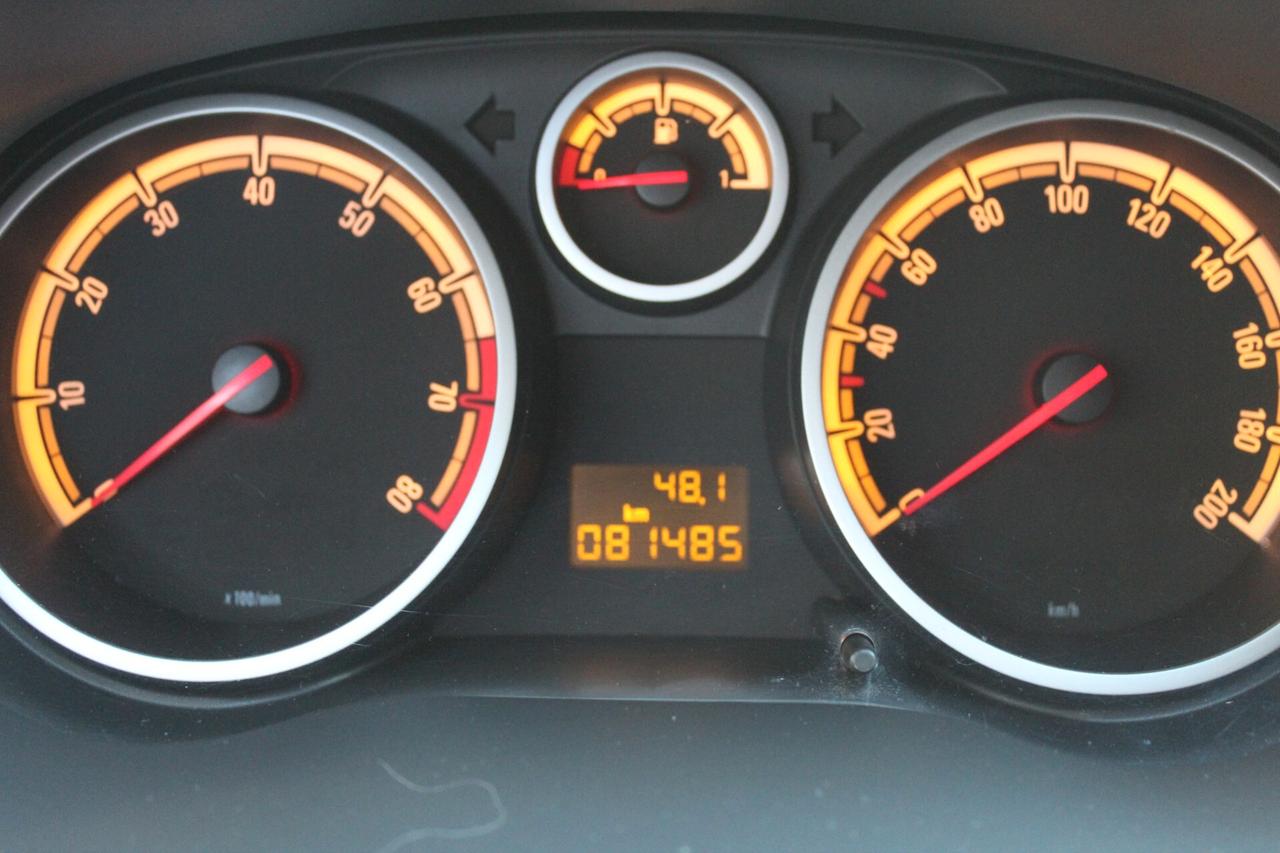 Opel Corsa 1.2 5 porte Edition Neopatentati