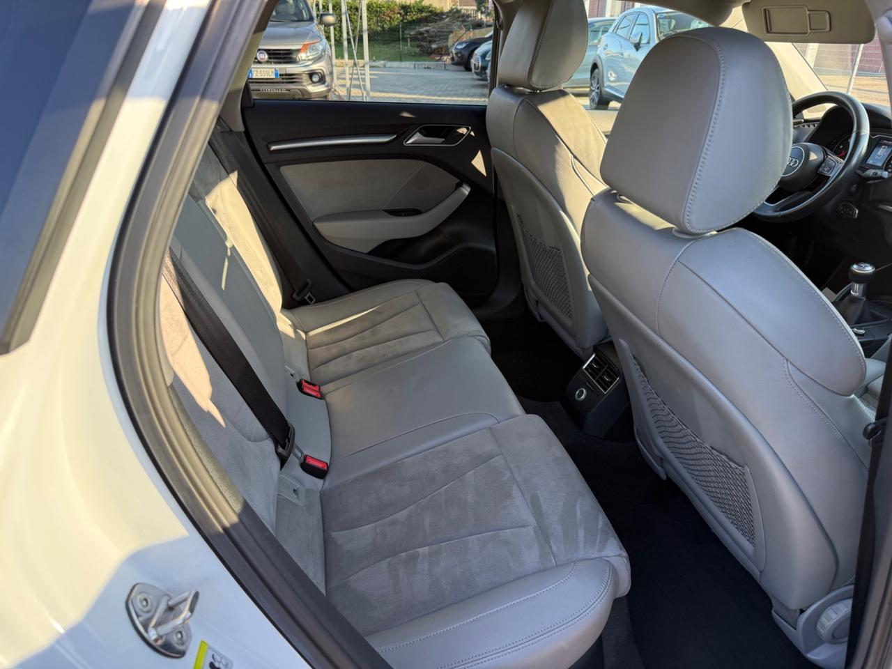 Audi A3 SPB 30 TDI Sport TETTO APRIBILE