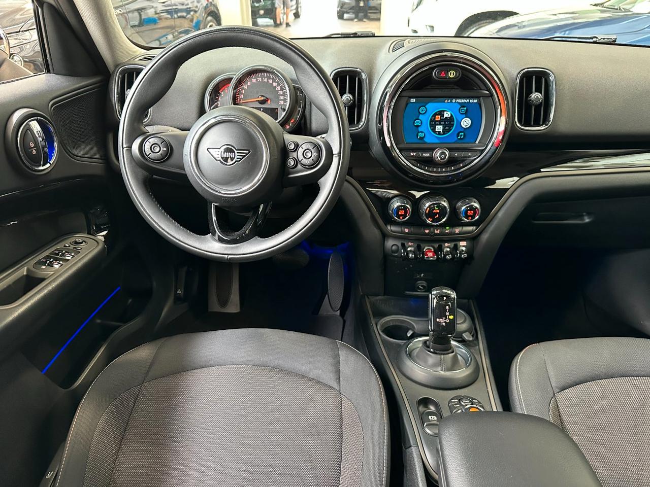 Mini Countryman Cooper D 2.0 Baker Street Auto - LED - 18" - Navi - Carplay
