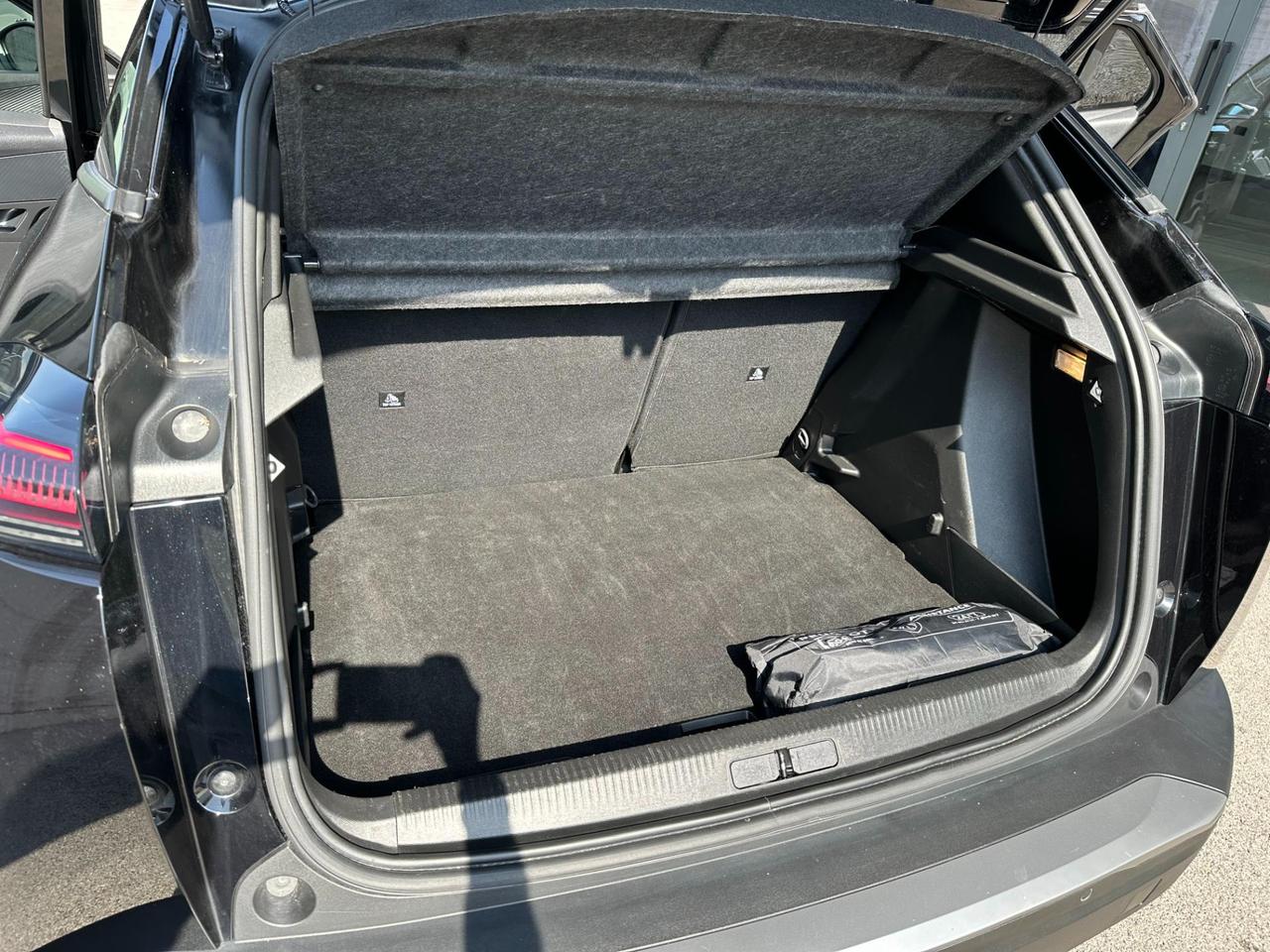 Peugeot 2008 1.2 puretech Allure s&s 100cv