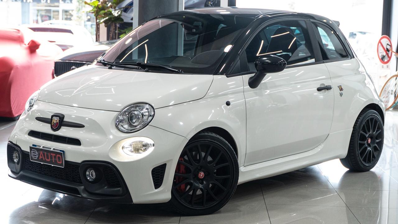 Abarth 595 Competizione 1.4 T JET 180 CV AUTO SABELT BEATS CARBON AKRAPOVIC FULL OPTIONAL